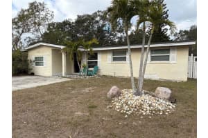 11486 92nd St, LARGO