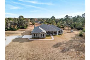 21506 Hobby Horse Ln, CHRISTMAS