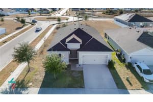 840 Sydney St, DAVENPORT