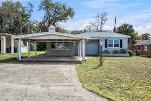 822 Poinsettia Dr, EUSTIS