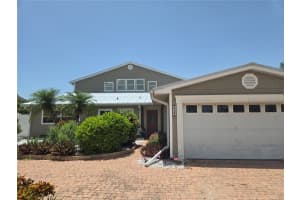 538 Crystal Dr, MADEIRA BEACH 538 Crystal Dr, MADEIRA BEACH