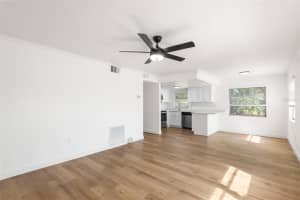 555 62nd St S #110, ST PETERSBURG