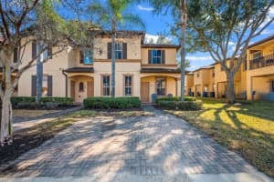 300 Miramar Ave, DAVENPORT