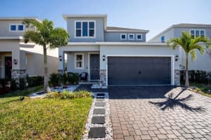4724 Cragmere Loop, CLERMONT