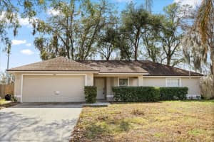 2728 Bayview Dr, EUSTIS