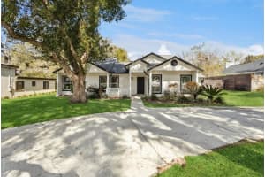 407 Forest Rd, MOUNT DORA