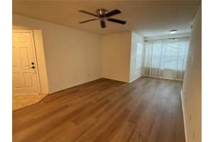 5120 Conroy Rd #523, ORLANDO