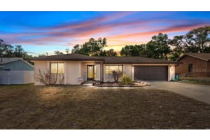 2475 S Parkview Ave, ORANGE CITY