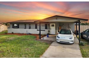 103 Alhambra Ave, ALTAMONTE SPRINGS