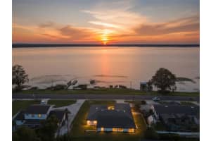 1106 Lake Ariana Blvd, AUBURNDALE