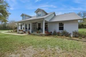 41731 Dahlia St, EUSTIS