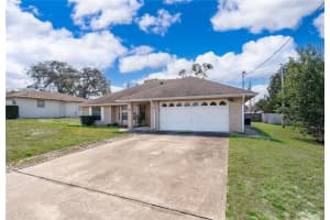 1007 Sullivan St, DELTONA