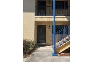 110 N Tremain St #110, MOUNT DORA