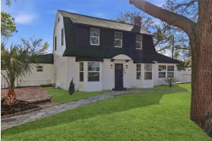 301 81st Ave Ne, ST PETERSBURG