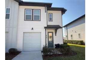 815 Longboat Dr, DAVENPORT