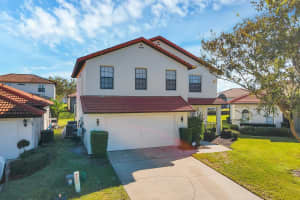 16748 Lazy Breeze Loop, CLERMONT