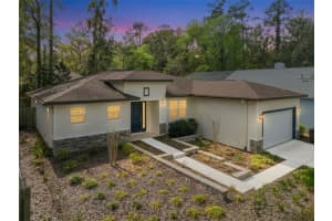 1717 Nw 17th Ln, GAINESVILLE