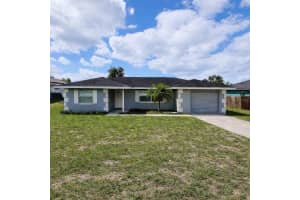 2338 Fitzpatrick Ter, DELTONA