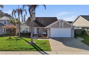 563 W Springtree Way, LAKE MARY