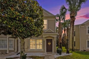 1363 Hampton Park Ln, MELBOURNE