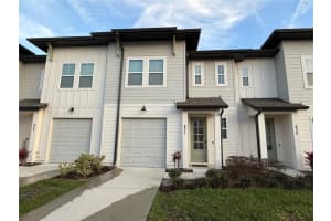 831 Longboat Dr, DAVENPORT