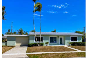 1402 Lee Ct, LAKE WORTH
