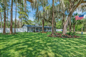 424 Stone Island Rd, DELTONA