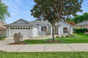 827 Princeton Dr, CLERMONT