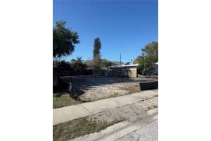 2126 43rd Ave N, ST PETERSBURG