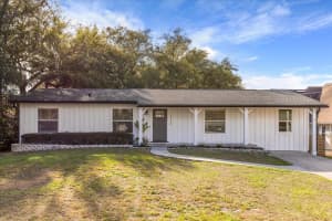 1730 Highland Dr, LONGWOOD