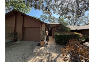 411 Newton Pl, LONGWOOD