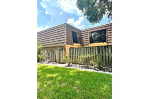 5268 Coral Ct #612, ORLANDO