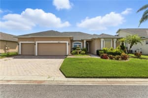 457 Golf Vista Cir, DAVENPORT