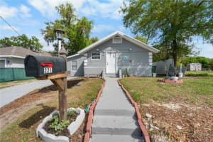 221 Avenue L Ne, WINTER HAVEN