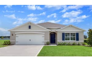 250 Highland Dr, DELTONA