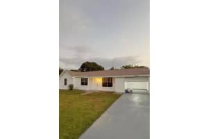 1048 Newbern St Ne, PALM BAY