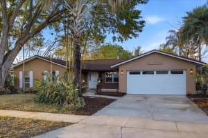 2126 N Hampton Cir, WINTER PARK