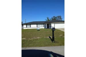 472 Bali Ter, DELTONA