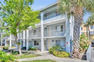 145 Oyster Bay Cir #220, ALTAMONTE SPRINGS
