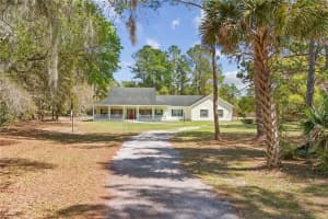 1621 Barr, OVIEDO