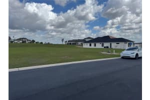 228 Snowy Orchid Way, LAKE ALFRED