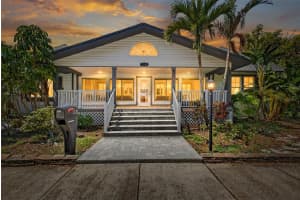 1330 Cherry St Ne, ST PETERSBURG 1330 Cherry St Ne, ST PETERSBURG