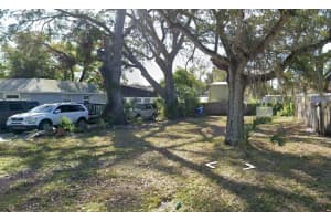 3726 19th Ave S, ST PETERSBURG