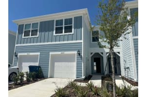4220 Chester Springs Blvd, DAVENPORT