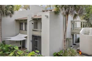 108 Fairway Dr #108, LONGWOOD