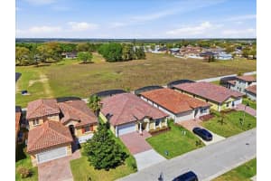 367 Villa Sorrento Cir, HAINES CITY