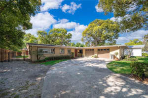 502 Oak Ln, MAITLAND