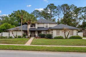 1321 S Ridge Lake Cir, LONGWOOD