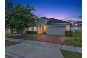 442 Kestrel Dr, GROVELAND