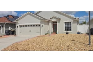 330 Graystone Blvd, DAVENPORT